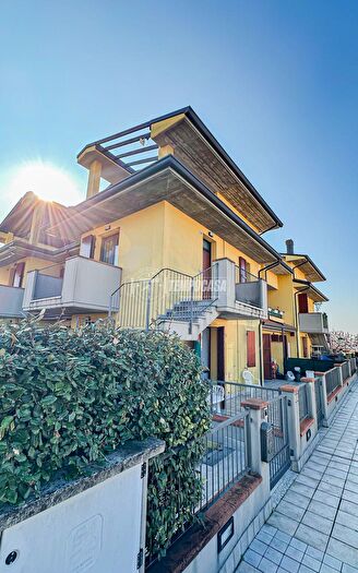 Appartamento trilocale in vendita in Viale Litorale Marina, Cesenatico