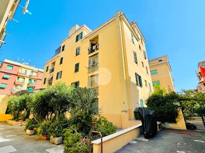 Appartamento trilocale in vendita in Via di Tor Sapienza, Roma