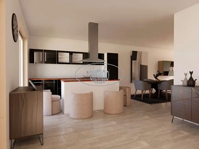 Casa con 5 locali in vendita in Via Pace Snc, Cavriglia