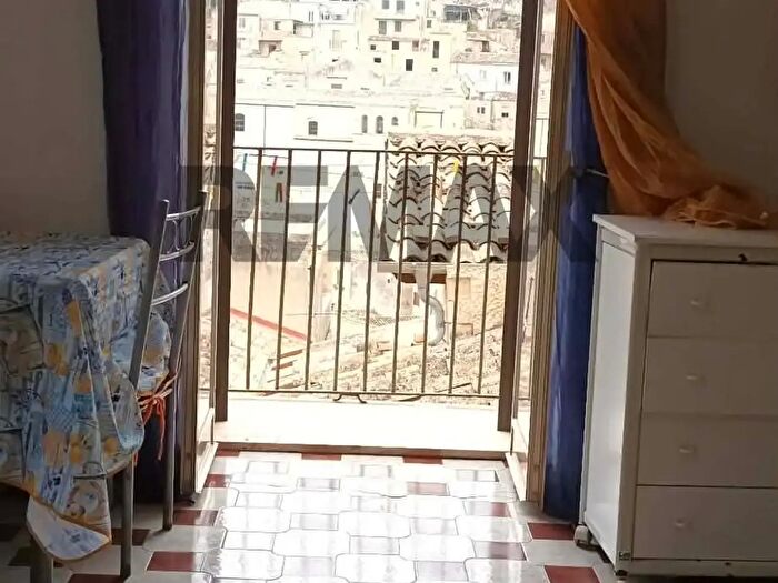 Casa con 6 locali in vendita in Via Distefano, Modica