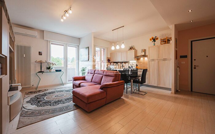 Appartamento trilocale in vendita in Via Bruno Tosarelli, Castenaso