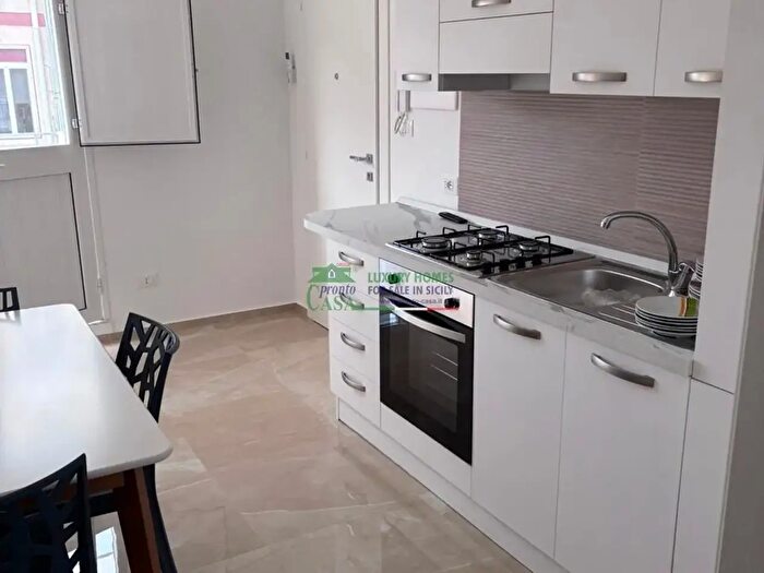 Appartamento bilocale in affitto in Via Puglie, Comiso