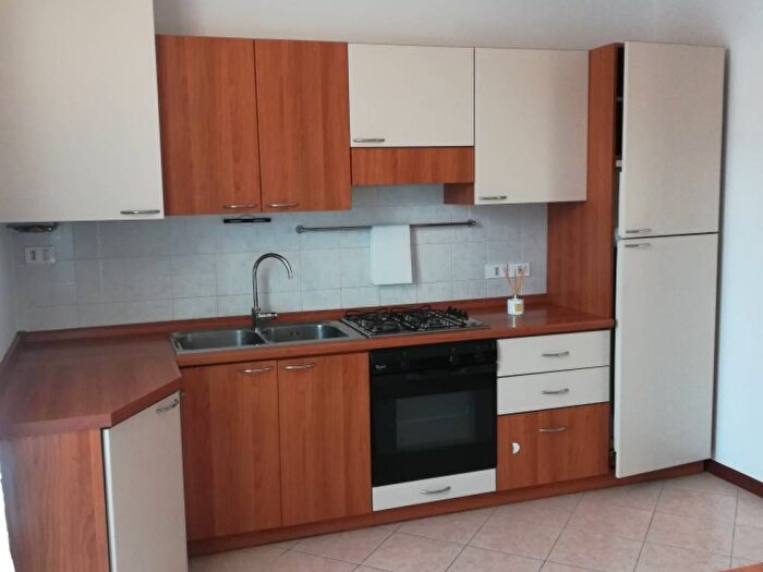 Appartamento trilocale in affitto in Piazza dell'Acqua, San Giorgio Bigarello