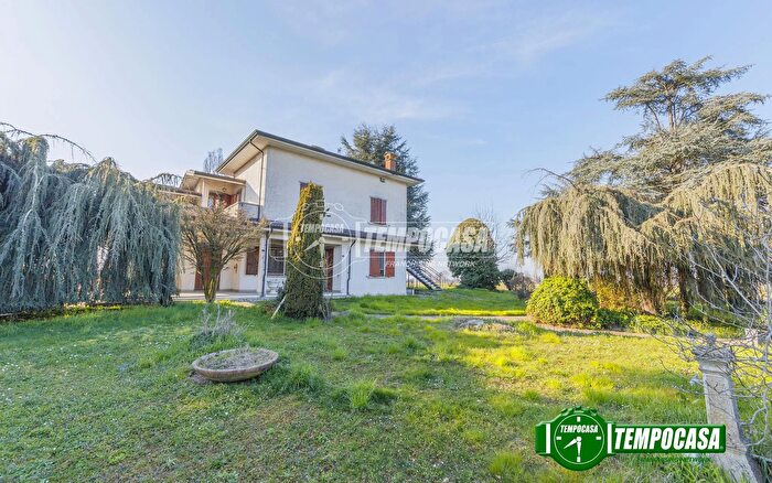 Casa con 5 locali in vendita in Via Polezzera, Castel San Giovanni