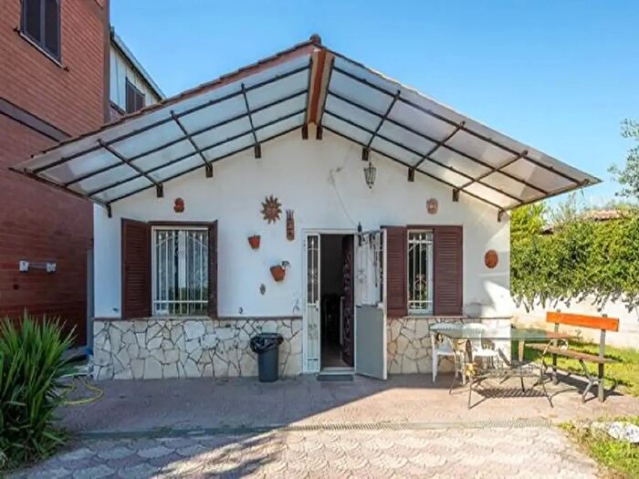 Appartamento quadrilocale in vendita in Roma