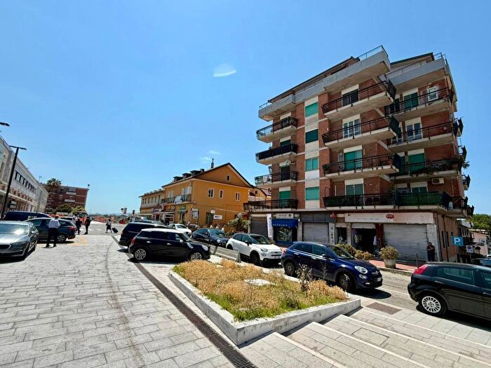 Casa trilocale in affitto in Via del Mare, Santa Eufemia Lamezia, Lamezia Terme