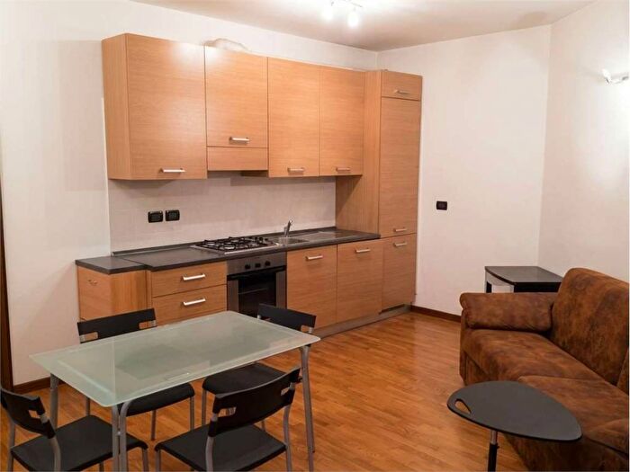 Appartamento bilocale in affitto in via Asiago, Gorla, Milano
