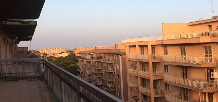 Appartamento quadrilocale in affitto in Viale Teracati Siracusa, Siracusa