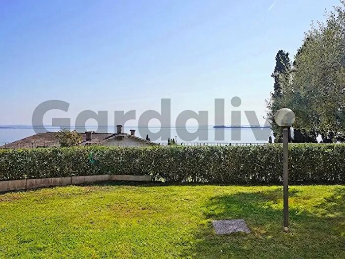 Appartamento con 5 locali in vendita in Via del Portizzolo, Gardone Riviera