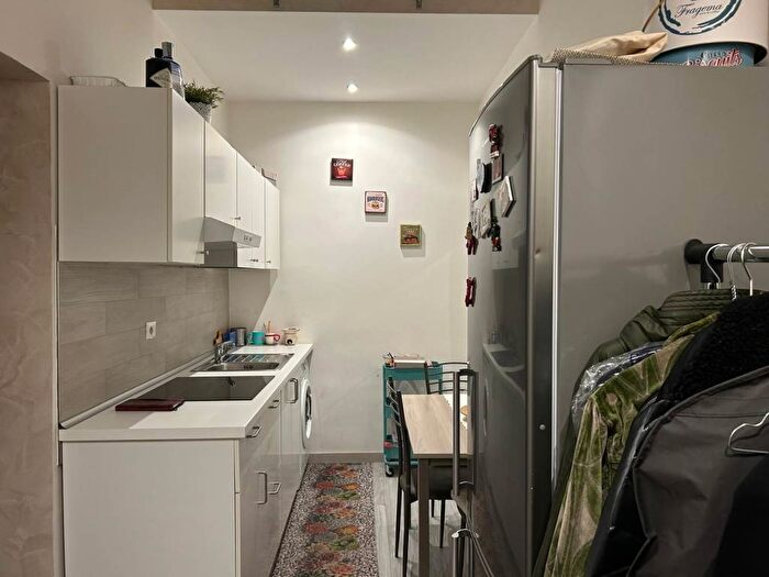 Appartamento monolocale in affitto in Viale Giulio Cesare, Prati, Roma