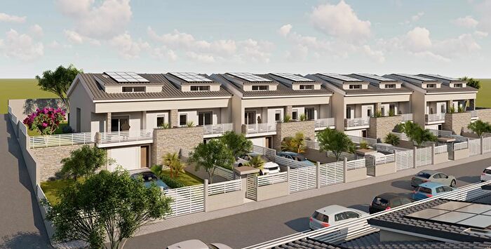 Casa con 6 locali in vendita in Catanzaro