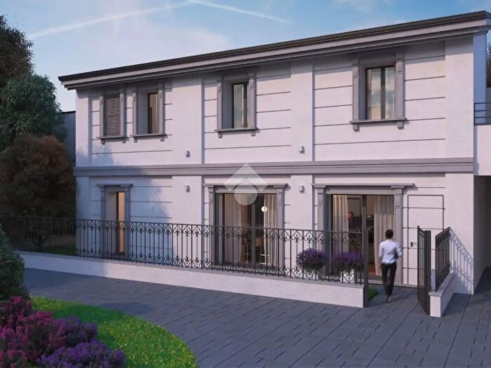 Appartamento trilocale in vendita in Via Papa Giovanni XXIII, Seregno