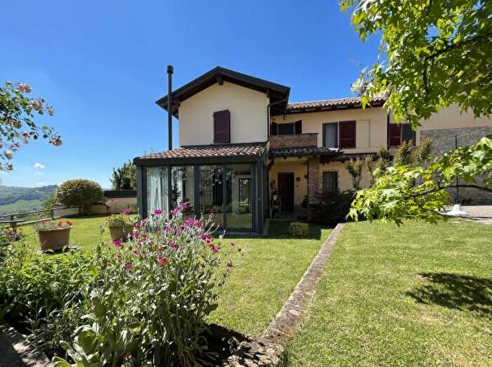 Casa con 6 locali in vendita in Località Soriasco, Santa Maria Della Versa