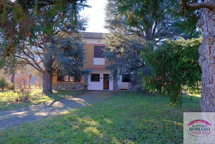 Casa con 14 locali in vendita in Sp, Malvicino