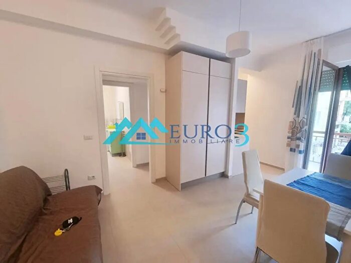 Appartamento trilocale in affitto in Via Voltattorni, San Benedetto Del Tronto
