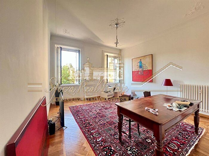 Appartamento trilocale in affitto in Via Washington, Washington, Milano