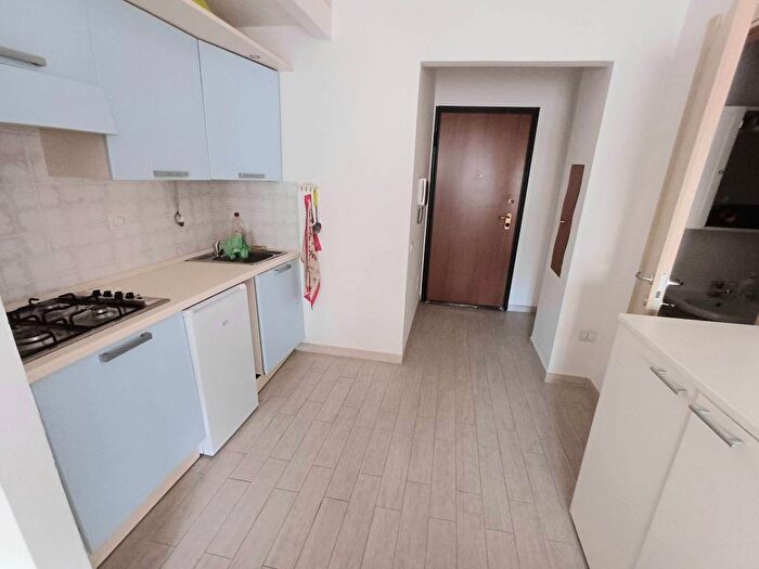 Appartamento bilocale in affitto in Viale Armando Diaz, Bonaria, Cagliari