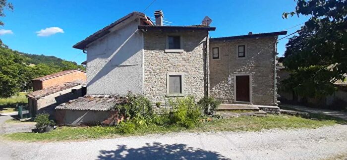 Casa bilocale in vendita in Molino di Bascio Pennabilli Rn, Pennabilli