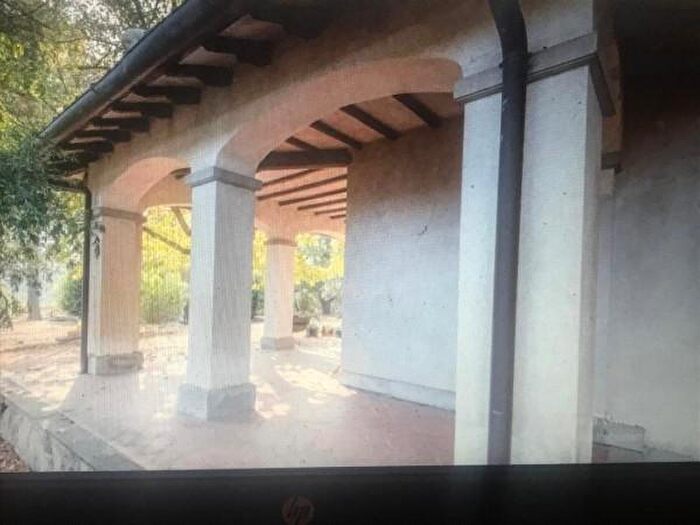 Casa con 6 locali in vendita in Firenze