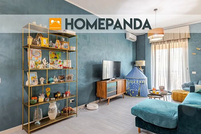 Appartamento quadrilocale in vendita in Via Allegria, Catania