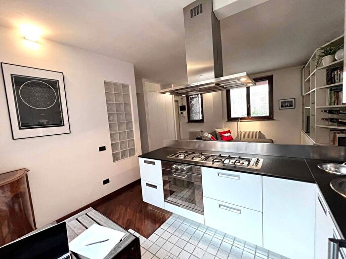 Appartamento bilocale in affitto in Via Privata Bastia, Ripamonti Fondazione Prada, Milano