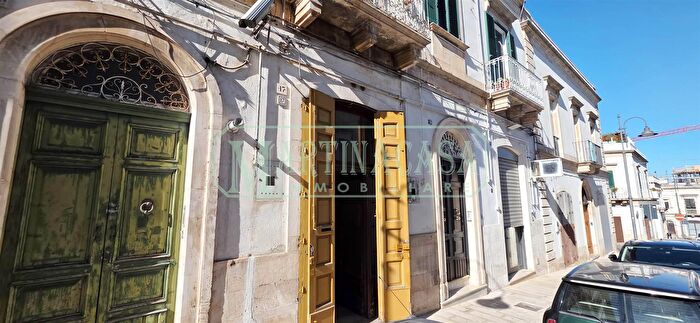 Appartamento trilocale in vendita in Martina Franca