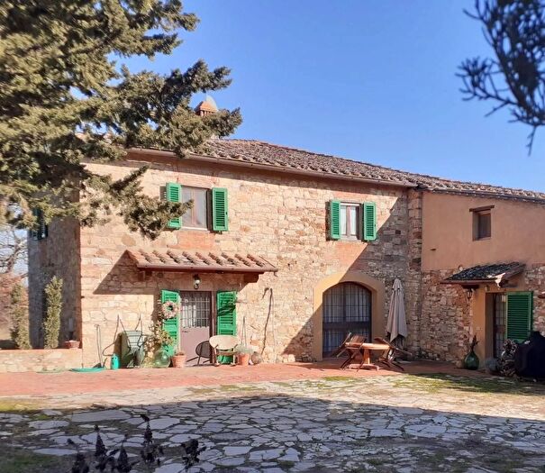 Casa con 12 locali in vendita in Piazza Vittorio Veneto San Casciano in Val di Pesa, San Casciano In Val Di Pesa