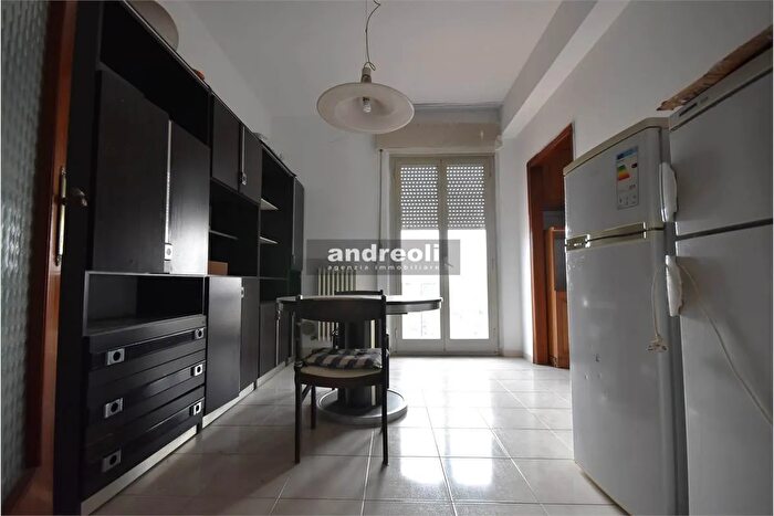 Appartamento con 9 locali in vendita in Falconara Marittima