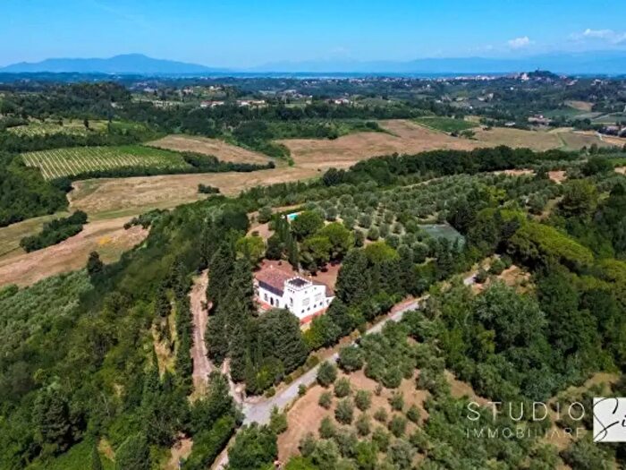 Casa con 6 locali in vendita in Via Cafaggio, San Miniato