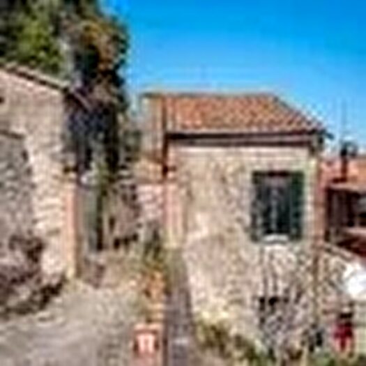 Casa in vendita in Castelnuovo Val Di Cecina