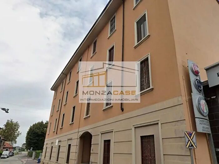 Appartamento bilocale in vendita in Via Bettola, Monza