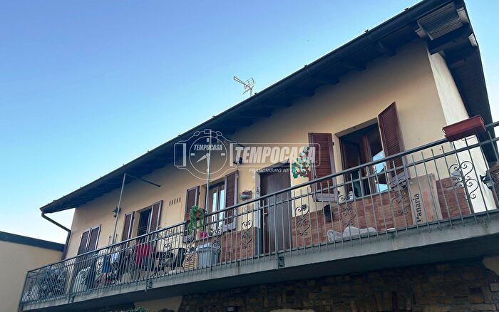 Appartamento quadrilocale in vendita in Figino Serenza