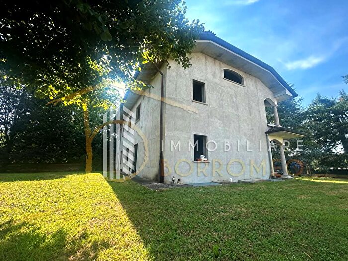 Case in Vendita e in Affitto - 3