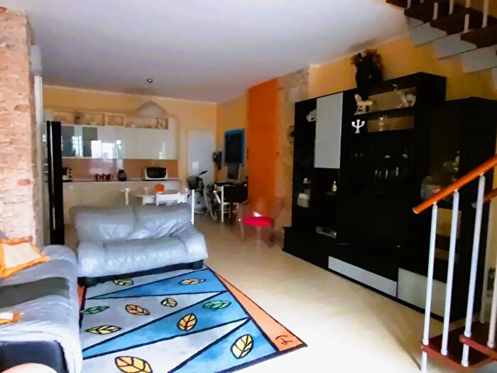 Appartamento con 7 locali in vendita in Via Sicilia, Amantea