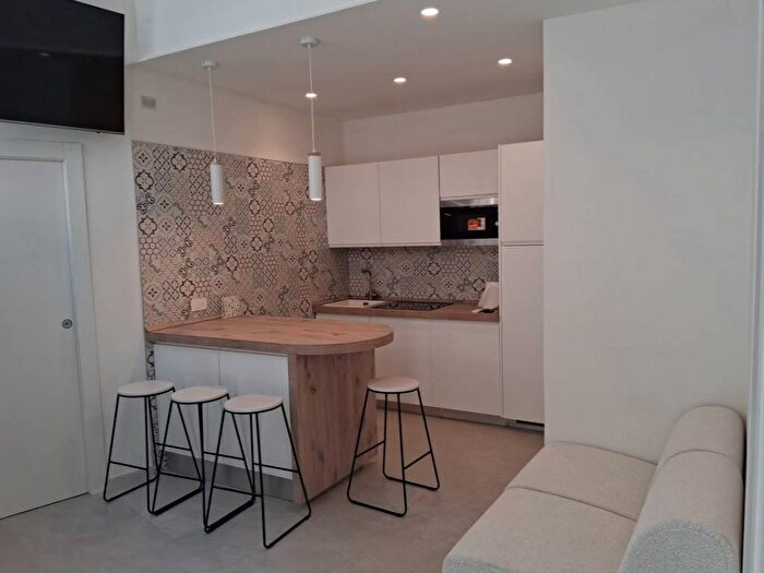 Appartamento trilocale in affitto in Via San Donato, Novoli, Firenze
