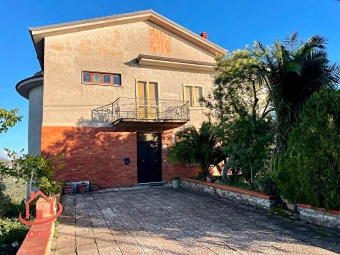 Appartamento quadrilocale in vendita in Sp, San Mauro Cilento