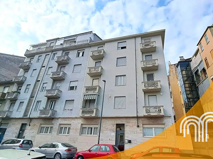 Appartamento bilocale in vendita in Via Villar, Torino