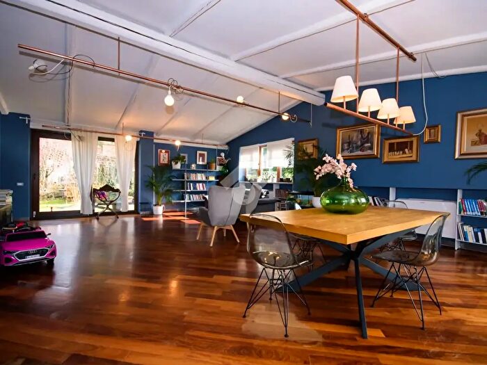 Casa con 10 locali in vendita in Strada Sabena, Pecetto Torinese