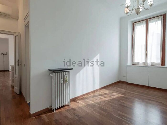 Appartamento bilocale in affitto in Via Teodosio, Casoretto, Milano