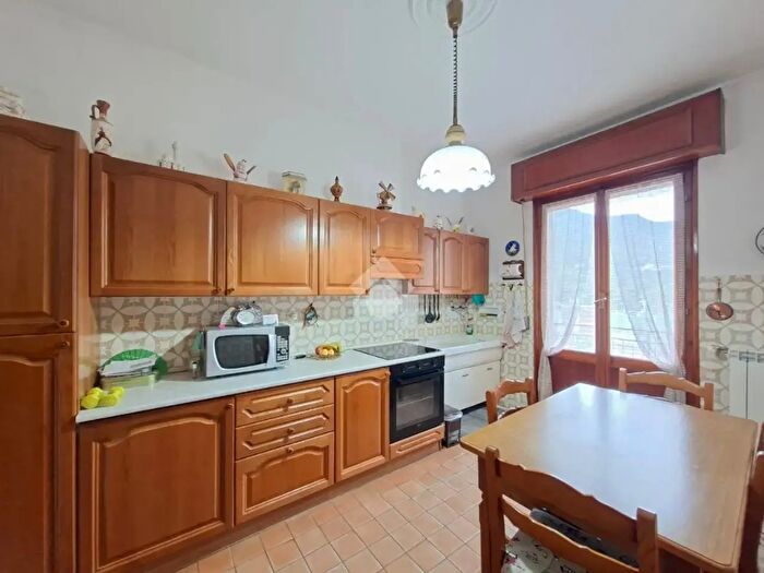 Appartamento quadrilocale in vendita in Via R Quartini, Ronco Scrivia