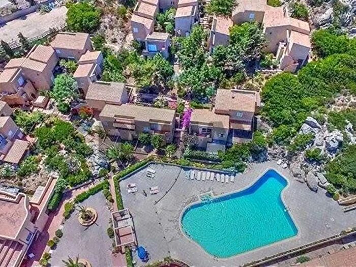 Appartamento bilocale in vendita in Centro Servizi Costa Paradios H, Trinità d'Agultu e Vignola