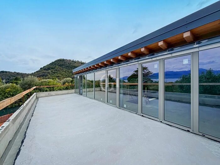 Casa in vendita in Via Pisenze, Manerba Del Garda