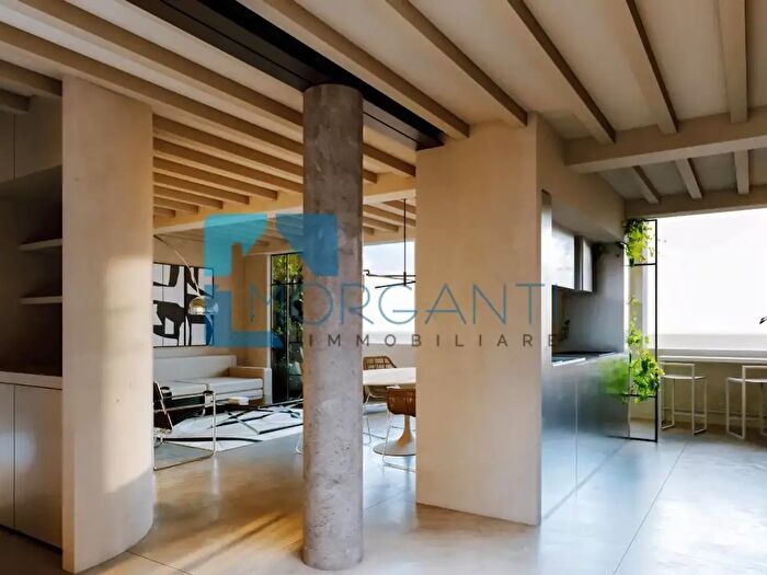 Appartamento trilocale in vendita in Pietrasanta