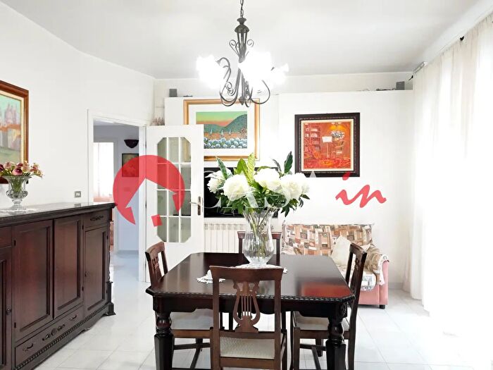 Appartamento con 6 locali in vendita in SantAgata Di Militello