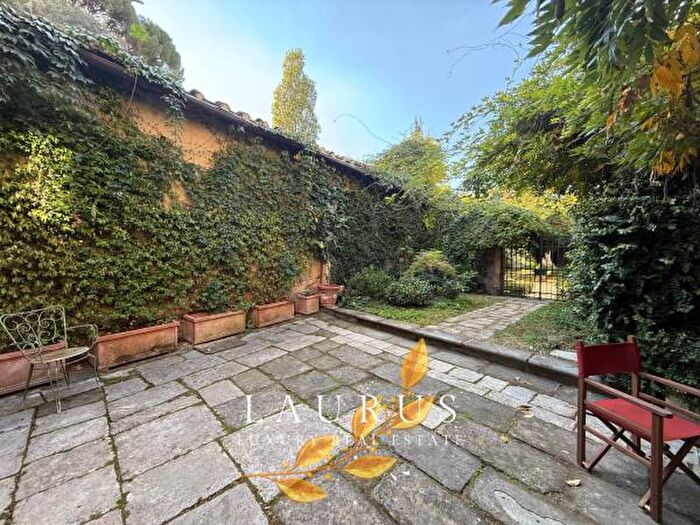 Appartamento con 6 locali in affitto in Via della Scala, Firenze