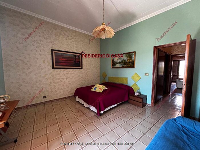 Appartamento con 5 locali in vendita in Via di Giovanni, Palermo