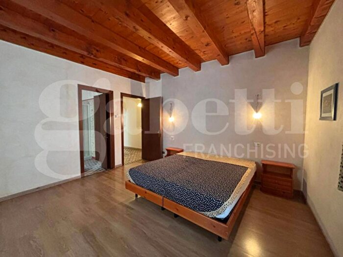 Appartamento quadrilocale in affitto in Via Vicolo Monte Santo, Valvasone, Valvasone Arzene