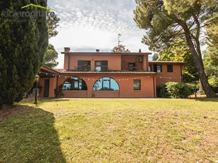 Casa con 6 locali in vendita in Via Camilluccia, Misano Adriatico