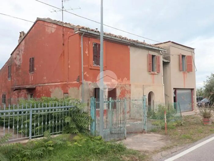 Casa con 7 locali in vendita in Strada Provinciale Cuprense, Grottammare