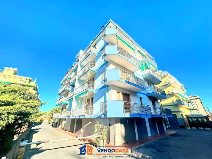 Appartamento monolocale in vendita in Via Michelangelo, Borghetto Santo Spirito